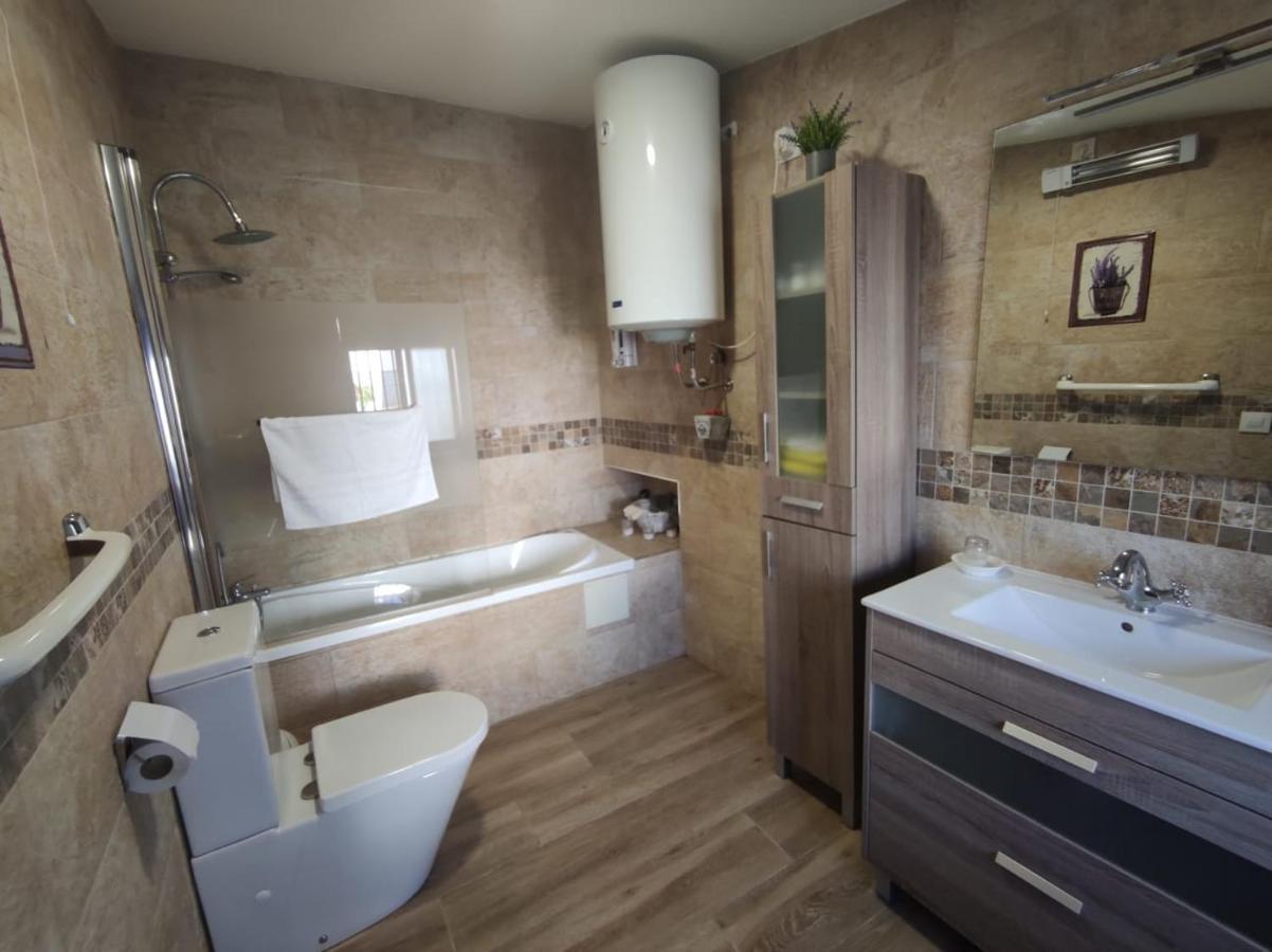 Casa Rural La Zzinetina Con Jacuzzi Константина Экстерьер фото